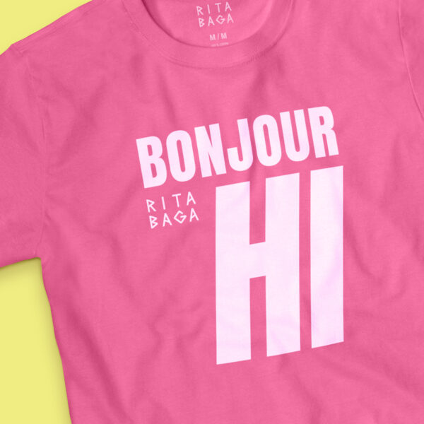 T-shirt Bonjour Hi pour la drag queen Rita Baga
